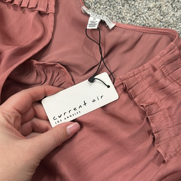 NWT CURRENT AIR LONG SLEEVE SMOCKED WAIST DRESS - Picture 4 of 5